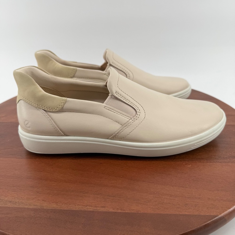 ECCO Soft 7 Leather Easy Slip On Sneakers in Limestone/Straw Women EU40/US 9-9.5